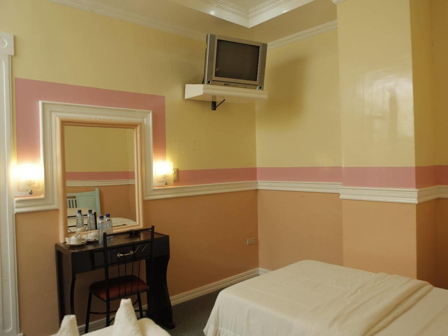 Golden Palace Hotel Tagum Luaran gambar