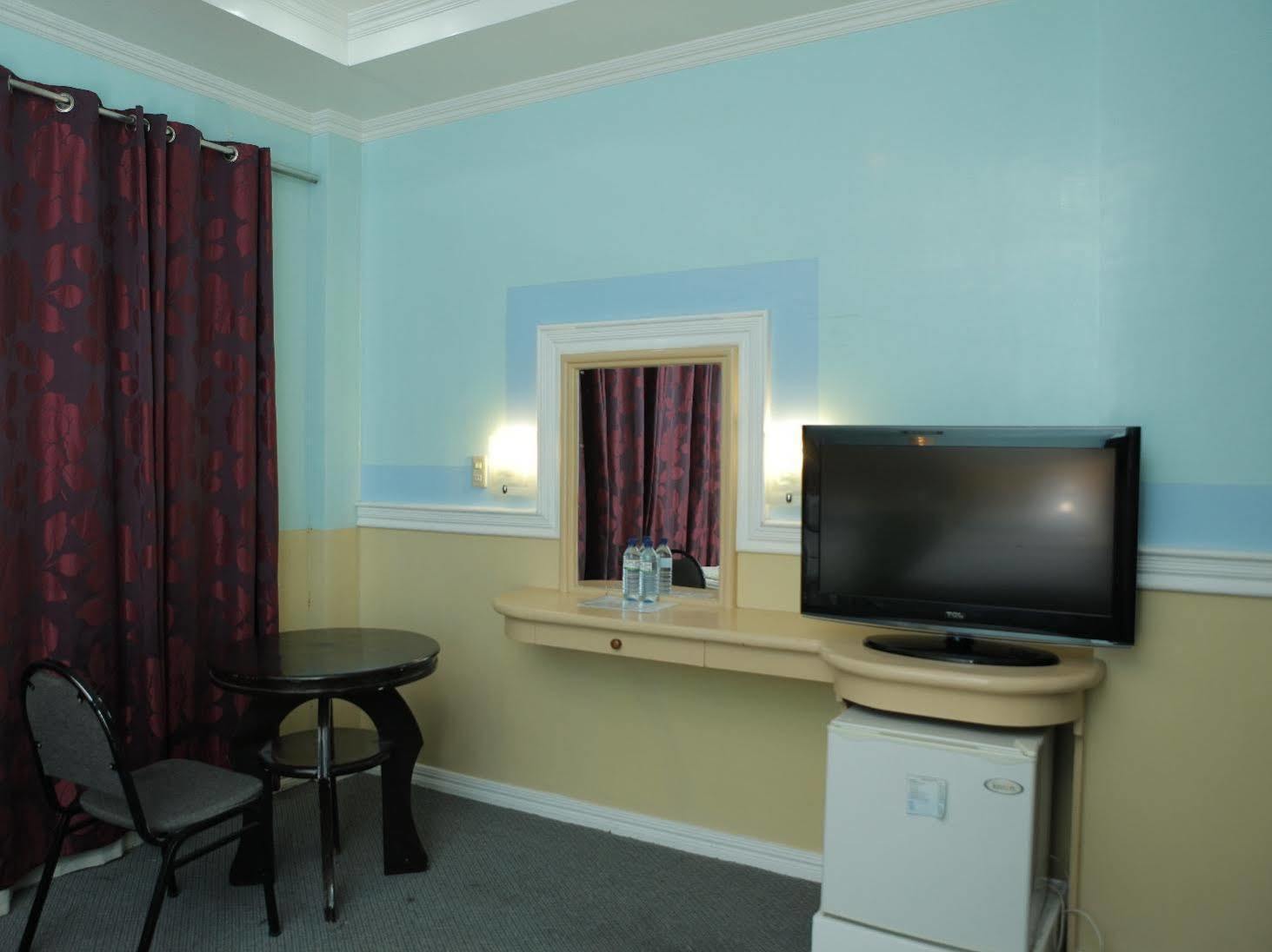 Golden Palace Hotel Tagum Luaran gambar